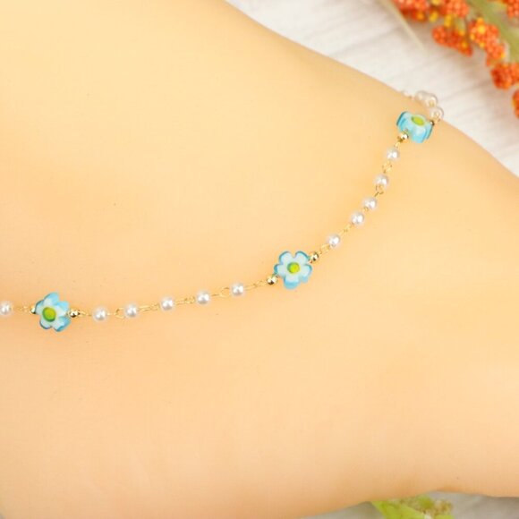 "Handmade Anklet – Elegant & Delicate Jewelry for Women | UNVRC1697 - Picture 4 of 10